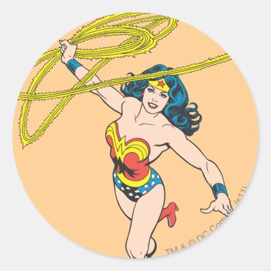 Sticker Rond Wonder Woman tient Lasso 2 (Devant)