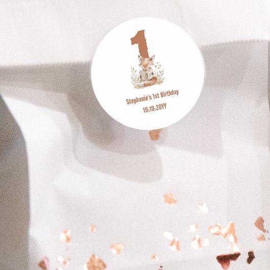 Sticker Rond Woodland Fox Lire un livre 1er anniversaire fête