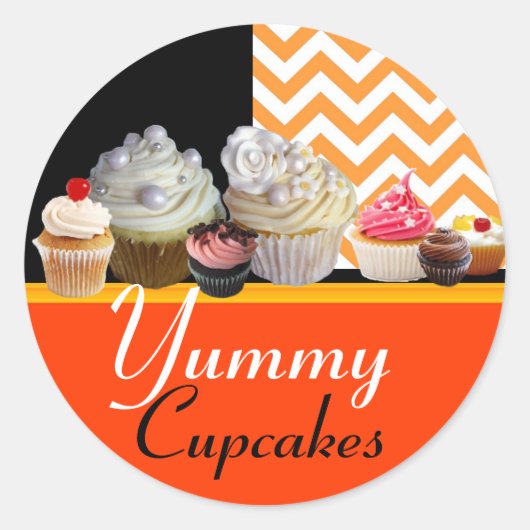 STICKER ROND YUMMY ANNIVERSAIRE CUPCAKES / ORANGE CHEVRON BLANC (Devant)
