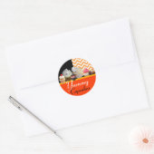 STICKER ROND YUMMY ANNIVERSAIRE CUPCAKES / ORANGE CHEVRON BLANC (Enveloppe)
