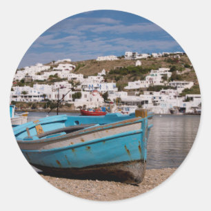 Sticker Rond Zone portuaire avec des bateaux de pêche grecs