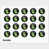Sticker Rond Zoom-cchini Funny Zucchini Pun Dark BG (Feuille)