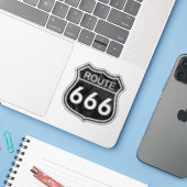 Sticker Route 666 (noir) (Ordinateur portable avec iPhone)
