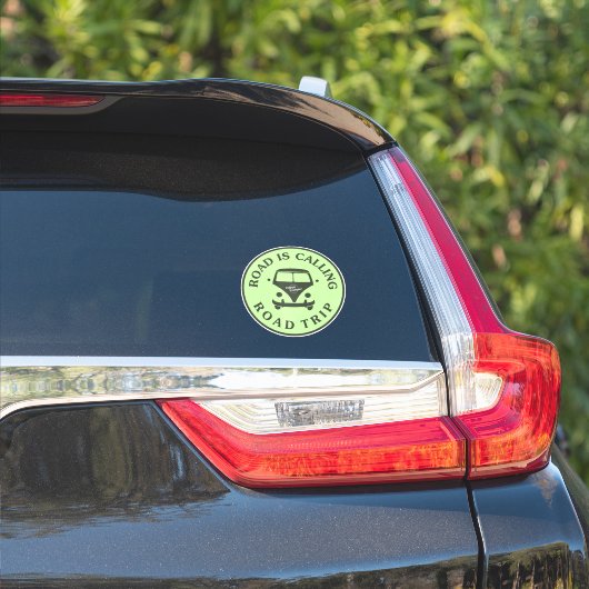 Sticker Route appelle Road trip (Côté voiture)