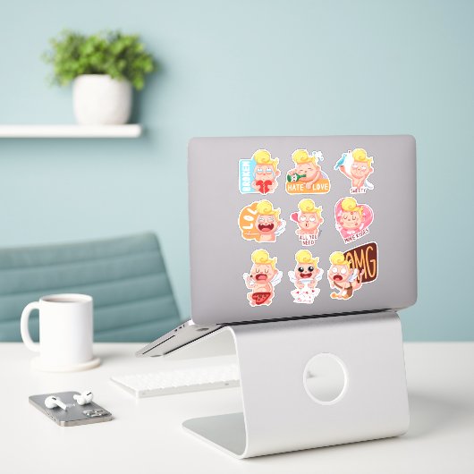Sticker Saint Valentin (Ordinateur portable sur le bureau)