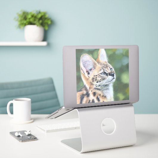 Sticker Serval sucré (Ordinateur portable sur le bureau)