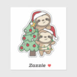 Sticker Sloth Christmas Tree Animaux de Noël Sloths<br><div class="desc">Les Sloths ressemblent à un arbre de Noël. Avec des lumières de fées et des casquettes de Père Noël,  ils sont parfaits pour Noël. Chaque amant de Sloth est heureux des animaux mignons pour les vacances</div>