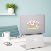 Sticker Smile and Be Cappy mignon et heureux capybara (Ordinateur portable sur le bureau)