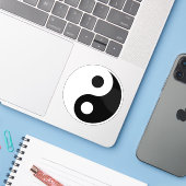 Sticker Symbole Yin et Yang blanc et noir (Ordinateur portable avec iPhone)