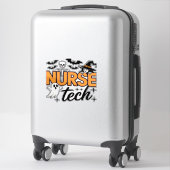 Sticker Tech infirmière - Halloween - avec squelette, sorc (Sur valise)