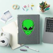 Sticker Tête alien verte aux grands yeux noirs (Couverture iPad)