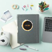 Sticker Total Solaire Eclipse USA 8 avril 2024 (Couverture iPad)