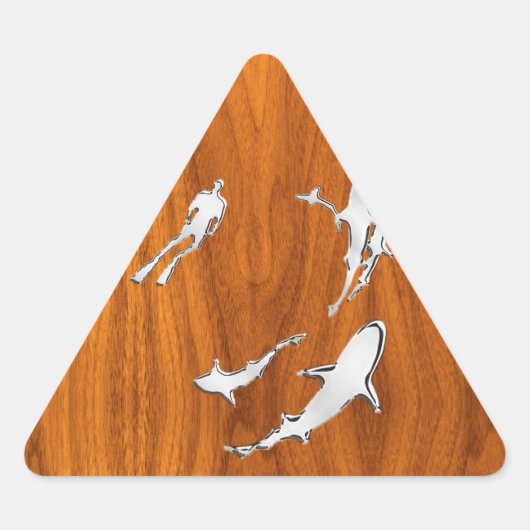 Sticker Triangulaire Chrome style Diver with Sharks on Teak Veneer (Devant)