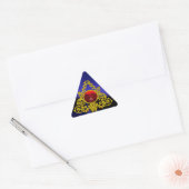 STICKER TRIANGULAIRE TRIANGLE CELTIQUE OR AVEC RUBY ROUGE (Enveloppe)
