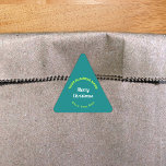 Sticker turquoise Green Business Christmas<br><div class="desc">Joyeux Noël! Une des fêtes les plus célèbres de l'année. C'est aussi l'une des meilleures saisons pour annoncer votre entreprise. Autocollant en forme de triangle avec joyeux voeux de Noël, votre nom d'entreprise, ville ou ville et état. Vous pouvez l'utiliser comme accessoire de votre matériel d'emballage de produit pour promouvoir...</div>