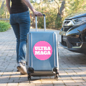 Sticker Ultra MAGA femmes roses pour Trump (Valise Insitu)