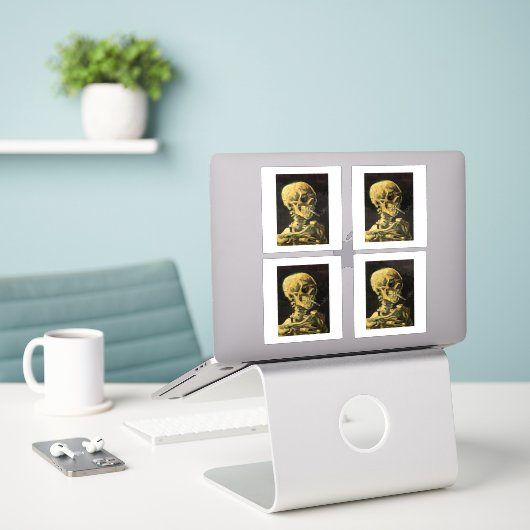 Sticker Van Gogh, Squelette avec cigarette (Ordinateur portable sur le bureau)