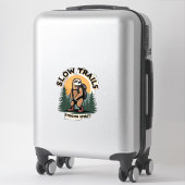 Sticker Vintage Sloth Hiking Adventure Quote Design 2 (Sur valise)