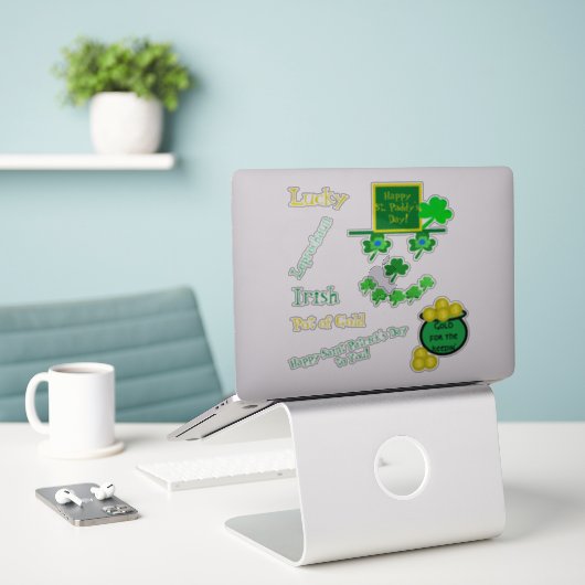Sticker Vinyle de lutin de la Saint-Patrick (Ordinateur portable sur le bureau)