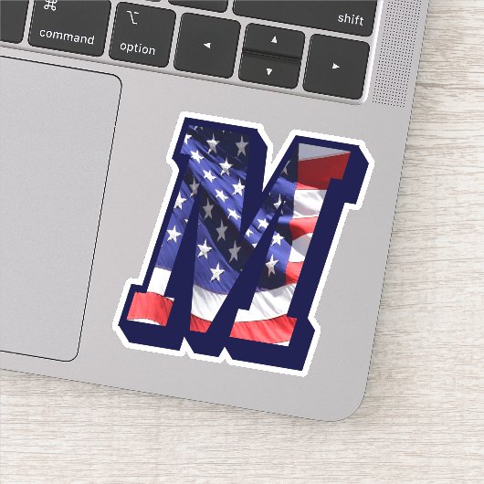 Sticker Vinyle Monogramme M Drapeau Américain Patriotique (Détail)