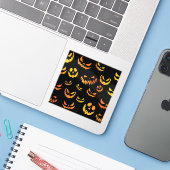 Sticker Visage du Citrouille Jack-o'-lantern (Ordinateur portable avec iPhone)