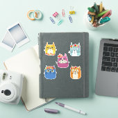 Sticker Visages de chat drôles avec des fleurs mignonnes (Couverture iPad)