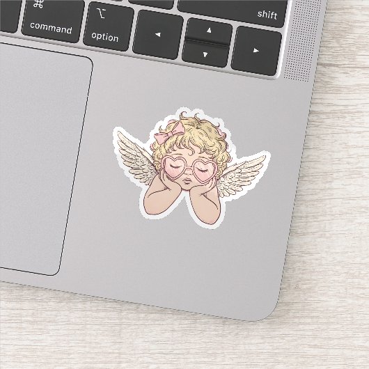 Sticker Whimsical Dreamscape Cherub with Hear (Détail)