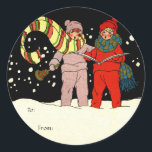 Stickers Cadeaux Vintage Christmas<br><div class="desc">Ces deux petits caroleurs de Noël sont apparus sur une carte de Noël vintage et peuvent apporter vos bonnes nouvelles à vos récipiendaires de cadeaux de Noël avec ces autocollants A : et De : cadeau. Si vous souhaitez modifier le message, utilisez la fonction "Customiser" de Zazzle pour remplacer les...</div>