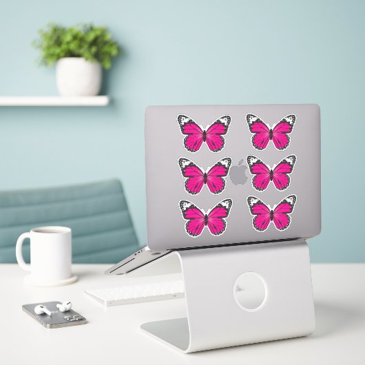 Stickers en vinyle de papillon rose (Ordinateur portable sur le bureau)