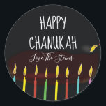 Stickers "Happy Chanukah" Menorah bougies<br><div class="desc">stickers Hanoukka/Holiday, personnalisez. Heureux Chanukah Menorah bougies. Choisissez parmi les autocollants 1 1/2" et 3". Personnalisez en supprimant et en remplaçant le texte par votre propre message. Choisissez la taille, le style et la couleur de votre police préférée. Merci de vous être arrêté et de faire du shopping par !...</div>