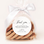 Stickers minimaliste Merci Mariage Favoriser LAYLA<br><div class="desc">Le Merci Mariage Simple Minimal Privilégie Les Stickers. LA SUITE LAYLA || Un design minimaliste et élégant en noir et blanc avec une police de script moderne. Éléments correspondants disponibles.</div>