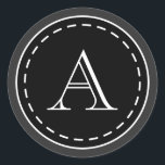 Stickers Monogram Chalkboard<br><div class="desc">Customisez ces autocollants monogrammed en changeant le texte en fonction de vos besoins. Utilisez ces autocollants de style vintage pour la cuisine,  la boulangerie,  les emballages,  les fêtes,  l'artisanat,  les sacs cadeaux,  un mariage,  l'entreprise,  etc... Le design est de l'art original.</div>