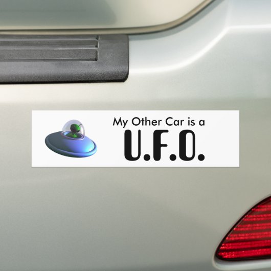 Stickers pare-chocs UFO Cute Lil (En voiture)
