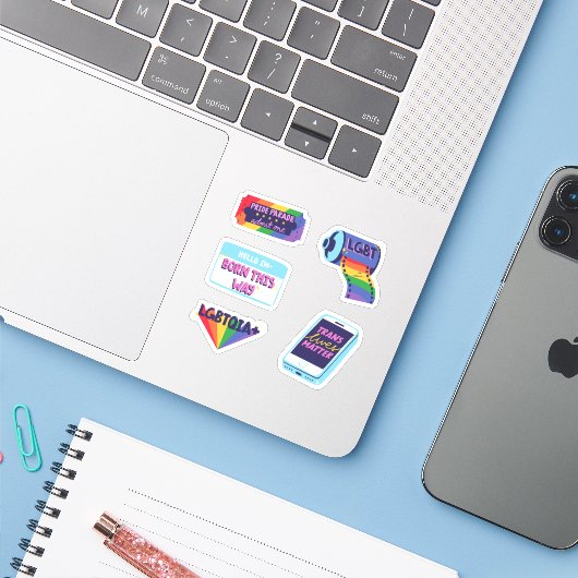 Stickers Pride (Ordinateur portable avec iPhone)