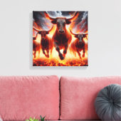 Stieren laden door een vurig landschap canvas afdruk (Insitu (Woonkamer))