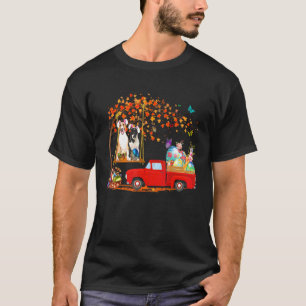 Stierterriër met konijnenoren rode vrachtwagen met t-shirt