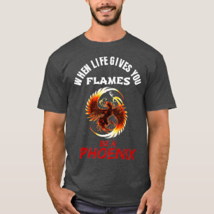 Stijgende Phoenix brandt tegen vogelmythische rege T-shirt
