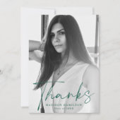 Stijlvol Afstuderen voor groene Script-foto Bedankkaart (Voorkant)