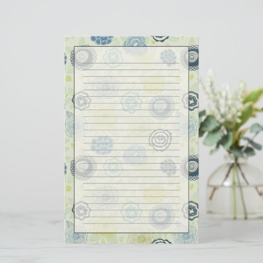 Stijlvol bloempatroon met schattige bloemen briefpapier (Staand voorkant)