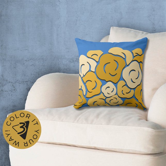 Stijlvol gestileerd bloemenveld geel & blauw kussen (Stylish Stylized Flower Field Yellow & Blue Throw Pillow, Color Customize)