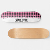 Stijlvol roze en zwart geruit skateboard (Horizontaal)