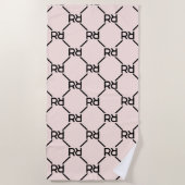 Stijlvol Roze Modern Script Girly Monogram Initiaa Strandlaken (Voorkant)