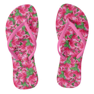 Stijlvol tropisch roze hibiscus bloesems teenslippers
