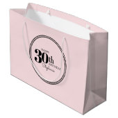 Stijlvol Vrouwelijk 30ste Verjaardagsfeest met Naa Groot Cadeauzakje (Achterkant Gekanteld)