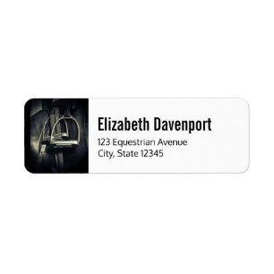 Stijlvol zilver Stirrups op het Engelse zadelzadje Etiket