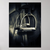 Stijlvol zilver Stirrups op het Engelse zadelzadje