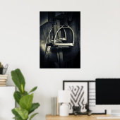 Stijlvol zilver Stirrups op het Engelse zadelzadje Poster (Thuiskantoor)
