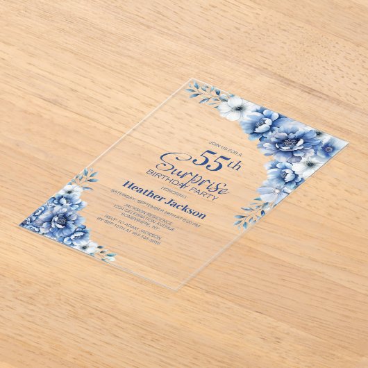 Stijlvolle Blauwe Bloemen Verrassing 55ste Verjaar Acryl Uitnodigingen (Laagn)
