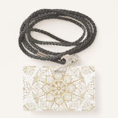 Stijlvolle Boho White Gold Mandala Floral Badge (Achterkant met draagriem)