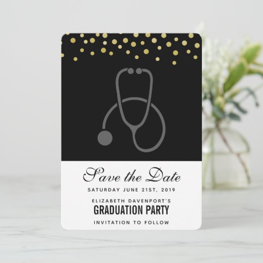 Stijlvolle Graduation Party Grey op Black Stethosc Save The Date (Staand voorkant)